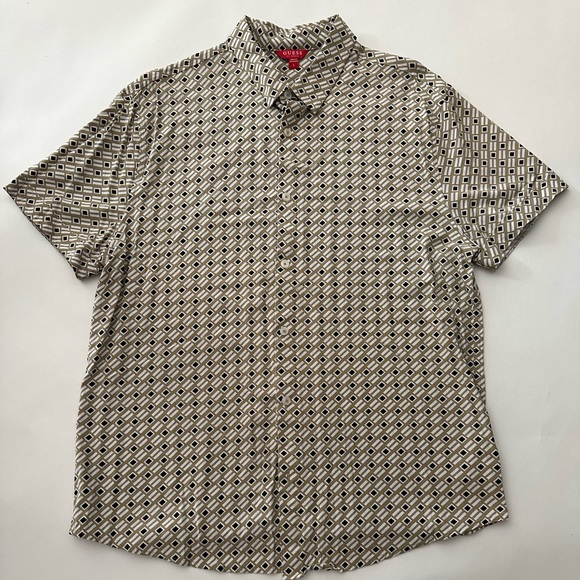 Men’s Guess short sleeve shirt - Picture 1 of 3